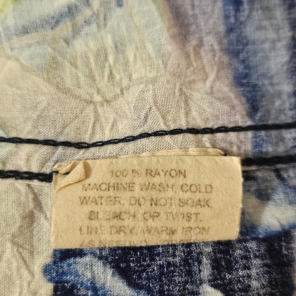 Vintage JAMS WORLD Hawaiian Rayon Tropical Fish Short Sleeve Button Shirt 2XL - Picture 5 of 8